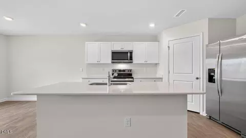 Kitchen - 105 Daniel Rd, Smithfield, NC 27577 photo 2 of 5