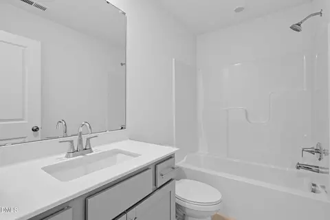Bath - 1232 Blue Dasher Ln, Rolesville, NC 27587 photo 1 of 1