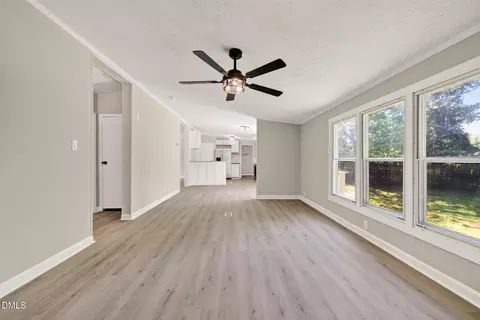 Living - 411 Falcon Run, Middlesex, NC 27557 photo 5 of 6