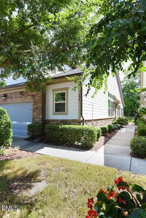 174 Ellsworth Manor Dr, Hillsborough, NC 27278