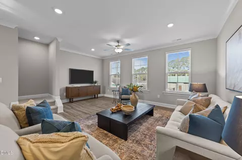 Living - 113 Pearl St, Garner, NC 27529 photo 2 of 3