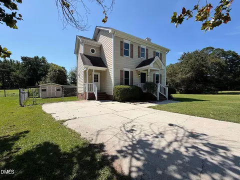 Exterior - 106 Deblyn Ct, Pine Level, NC 27568 photo 3 of 5
