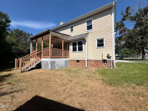 Exterior - 106 Deblyn Ct, Pine Level, NC 27568 photo 2 of 5