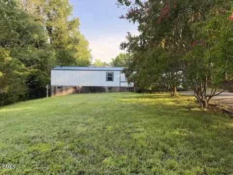 1259 Saint Regis Dr, Burlington, NC 27217