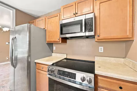Kitchen - 806 Piper St, Durham, NC 27704 photo 3 of 4