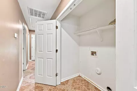 Entry Way - 806 Piper St, Durham, NC 27704 photo 1 of 1