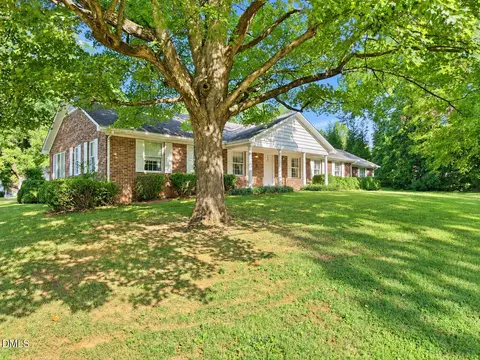 501 N Churton St, Hillsborough, NC 27278