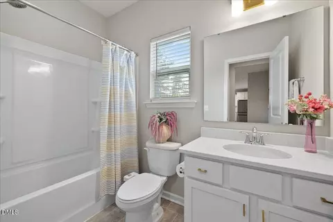 Bath - 1237 Huffington Oak Dr, Willow Spring, NC 27592 photo 1 of 4