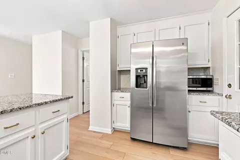Kitchen - 400 Thorndale Dr, Dunn, NC 28334 photo 6 of 6