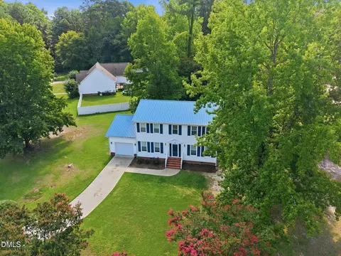 View/Area - 400 Thorndale Dr, Dunn, NC 28334 photo 1 of 9