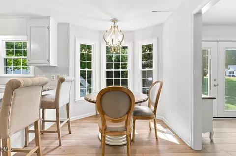 Dining - 400 Thorndale Dr, Dunn, NC 28334 photo 2 of 5