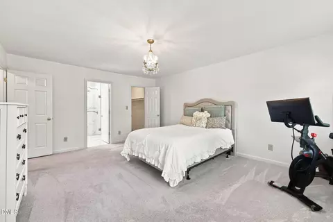 Bedroom - 400 Thorndale Dr, Dunn, NC 28334 photo 3 of 8
