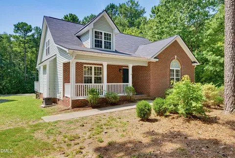 1110 Lake Ridge Dr, Creedmoor, NC 27522