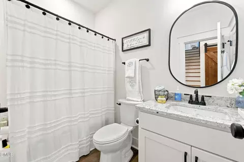 Bath - 552 N Orange St, Coats, NC 27521 photo 3 of 4