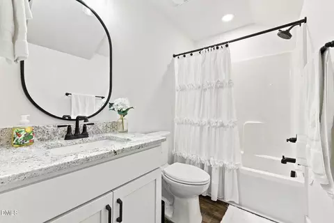 Bath - 552 N Orange St, Coats, NC 27521 photo 4 of 4