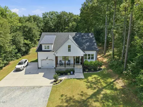Exterior - 552 N Orange St, Coats, NC 27521 photo 10 of 11