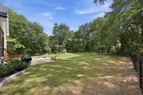 Exterior - 552 N Orange St, Coats, NC 27521 photo 8 of 11