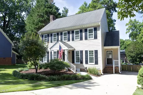 6709 Ebon Ct, Raleigh, NC 27615