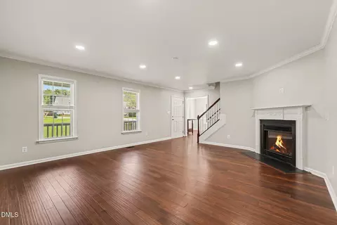 Living - 122 Rustic Ln, Smithfield, NC 27577 photo 3 of 4
