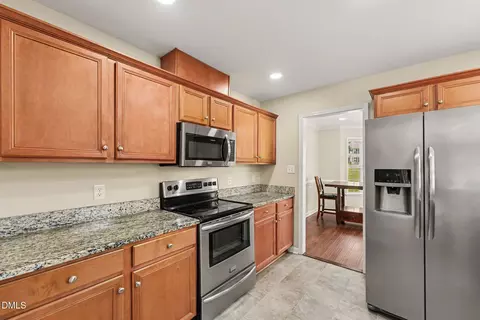 Kitchen - 122 Rustic Ln, Smithfield, NC 27577 photo 2 of 3