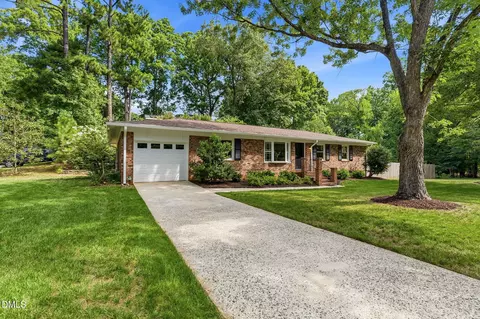 Exterior - 714 Brookgreen Dr, Cary, NC 27511 photo 6 of 7