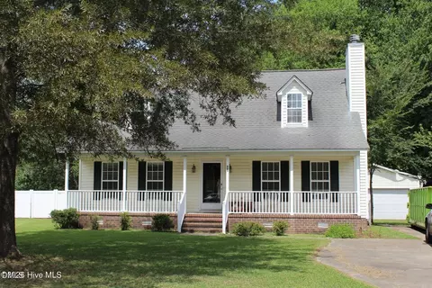 803 Brickyard Ct, Greenville, NC 27858