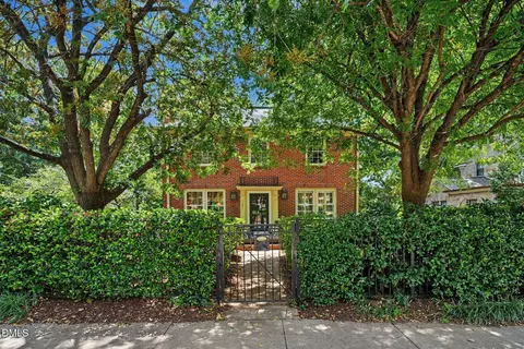 1001 W Peace St, Raleigh, NC 27605
