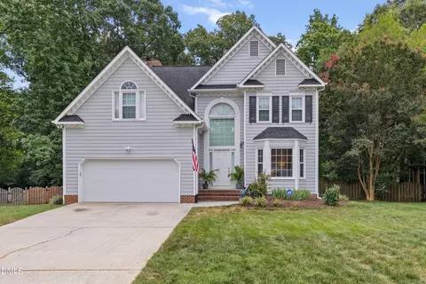 102 Copper Hill Dr, Cary, NC 27518