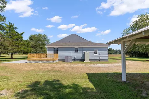 754 5 Points Rd, Benson, NC 27504 photo 32