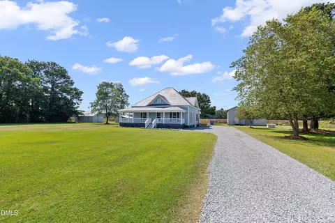 754 5 Points Rd, Benson, NC 27504 photo 5