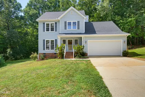 6912 Brigmore Ct, Raleigh, NC 27617