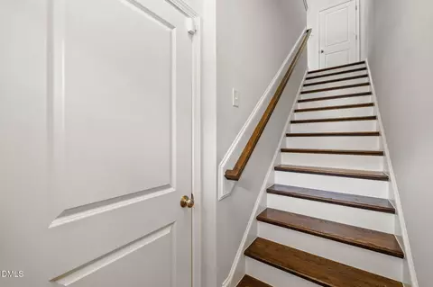 Entry Way - 1039 Commack Dr, Durham, NC 27703 photo 1 of 3