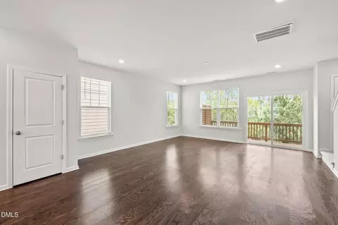 Living - 1039 Commack Dr, Durham, NC 27703 photo 4 of 6