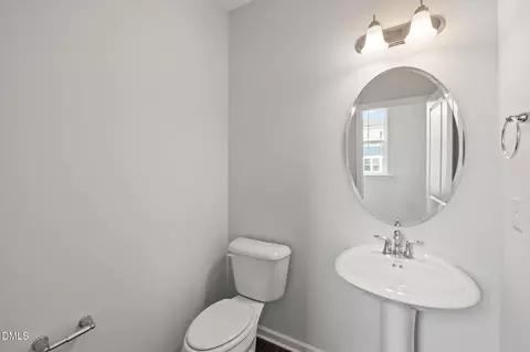 Bath - 1039 Commack Dr, Durham, NC 27703 photo 1 of 5