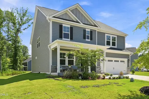170 Hickory Grove Dr, Sanford, NC 27330