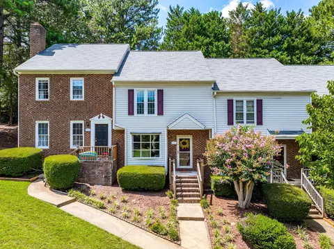 6217 Waterside Ln, Raleigh, NC 27613