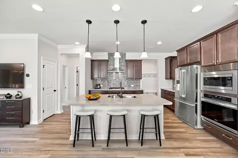 Kitchen - 1306 Southpoint Trl, Durham, NC 27713 photo 2 of 5