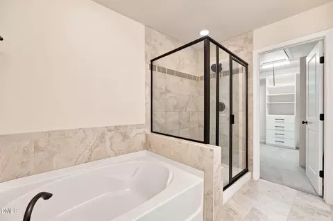 Bath - 1306 Southpoint Trl, Durham, NC 27713 photo 2 of 4