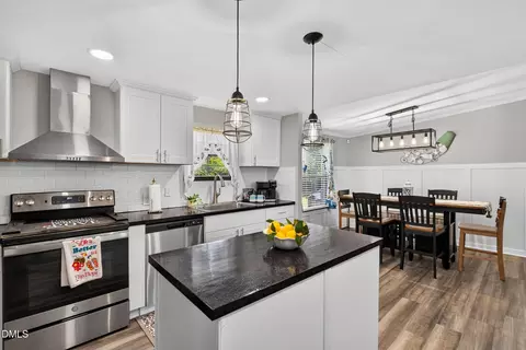 Kitchen - 101 Ander Ln, Willow Spring, NC 27592 photo 4 of 6