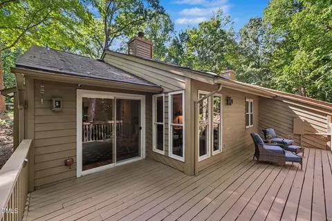 Exterior - 6 Beech Trl, Durham, NC 27705 photo 4 of 9