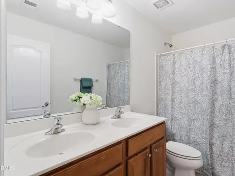 Bath - 2472 Everstone Rd, Wake Forest, NC 27587 photo 3 of 3