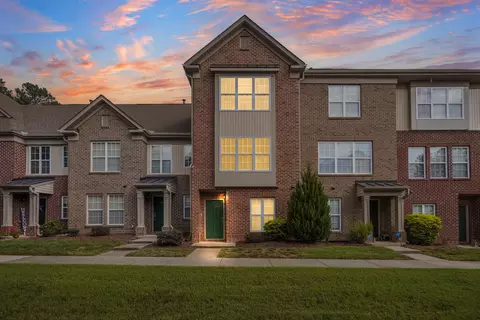 9909 Wasser Ct, Raleigh, NC 27617
