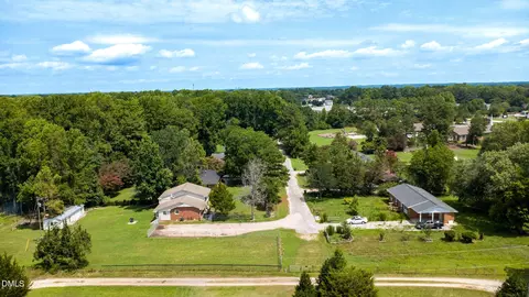 View/Area - 3761 Wakefield Ln, Garner, NC 27529 photo 2 of 8