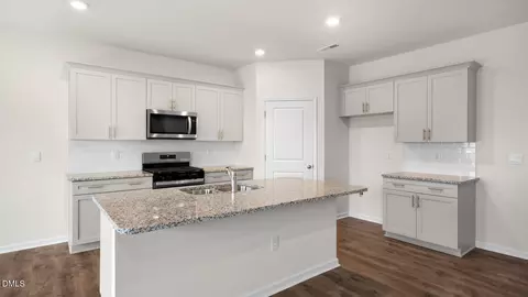 Kitchen - 1017 Cattle Dr, Wake Forest, NC 27587 photo 4 of 6