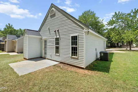 Exterior - 210 Highgate Cir, Wake Forest, NC 27587 photo 3 of 4