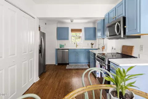 Kitchen - 1713 Avondale Dr, Durham, NC 27701 photo 2 of 2