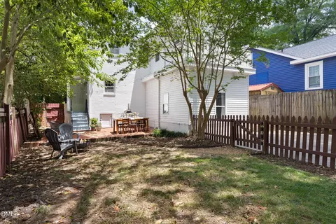 Exterior - 1713 Avondale Dr, Durham, NC 27701 photo 4 of 9