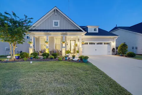 1438 Stonemill Falls Dr, Wake Forest, NC 27587