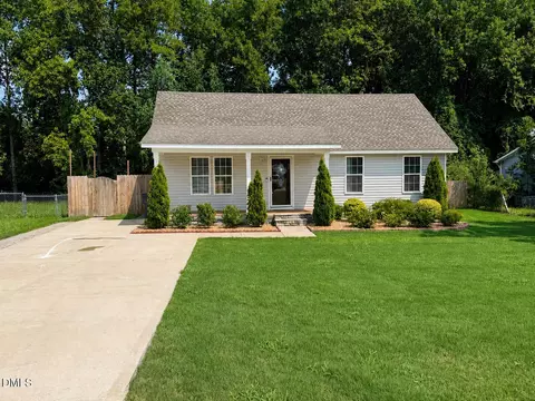 117 Elfreth Ln, Spring Lake, NC 28390