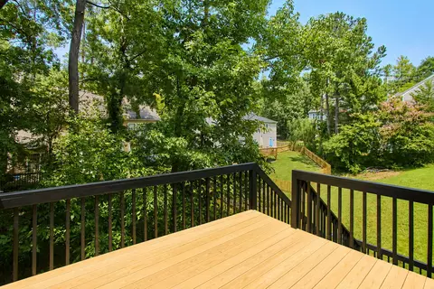 Exterior - 4000 Kettering Dr, Durham, NC 27713 photo 2 of 3